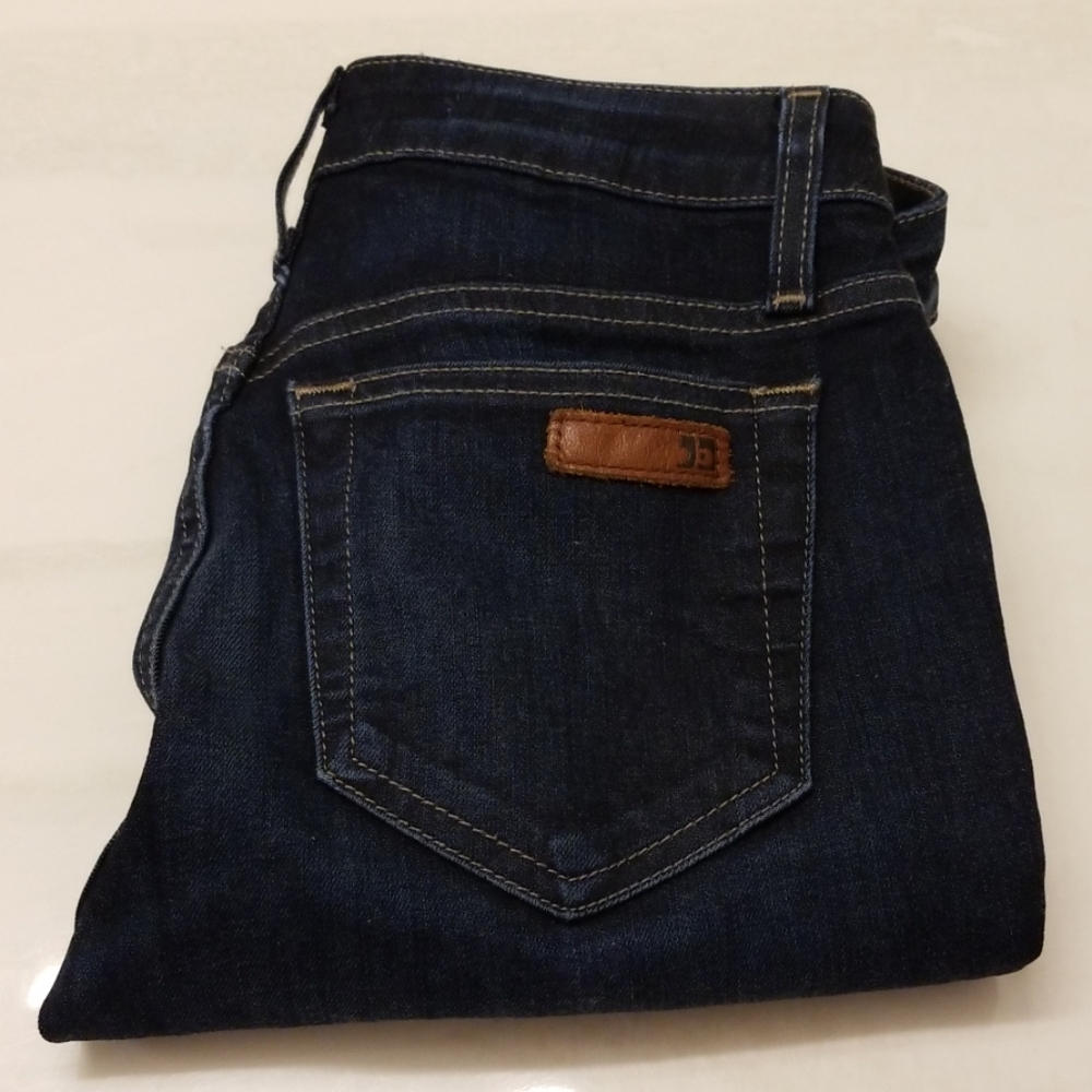 Joe's Skinny Ankle indigo blue jeans